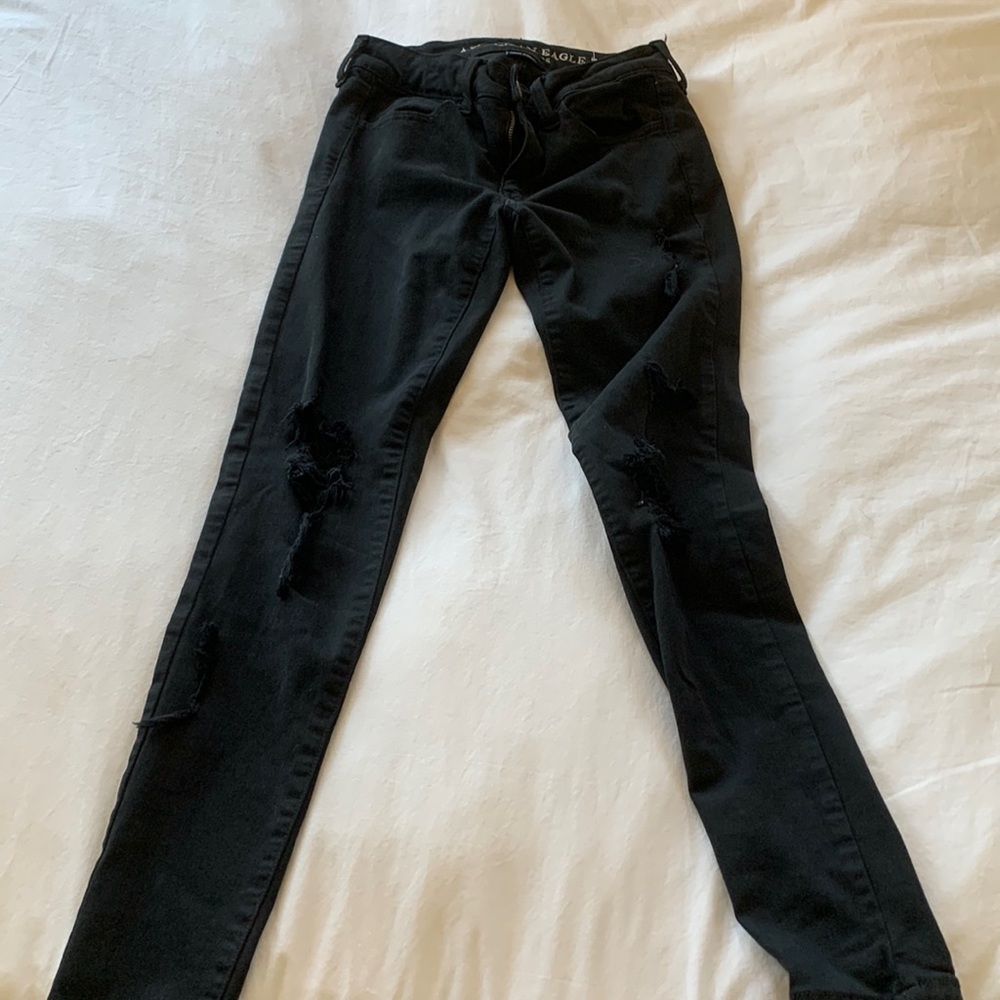 Ripped Black skinny jeans